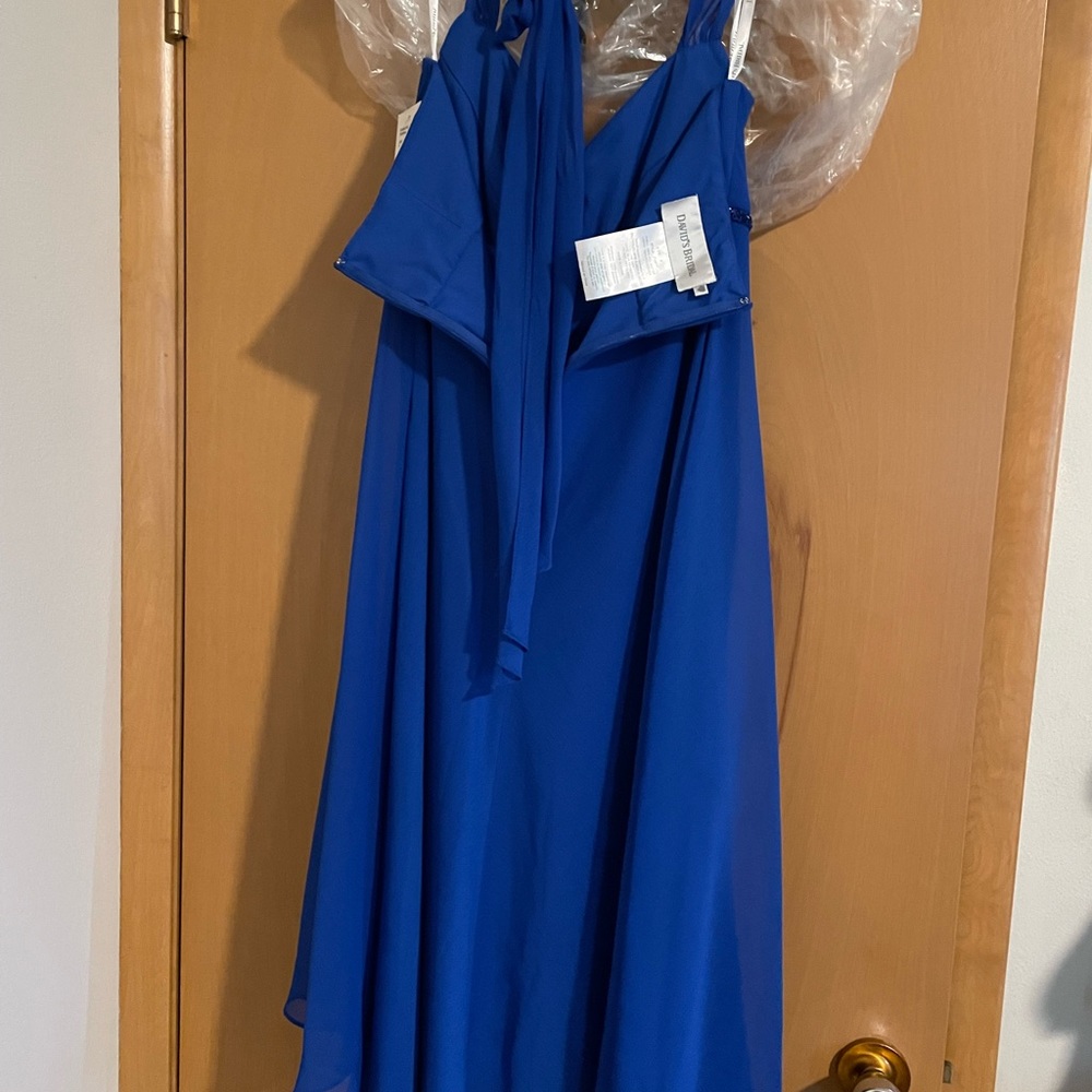 New with tags. Size 8 David’s Bridal high low bridesmaids dress.